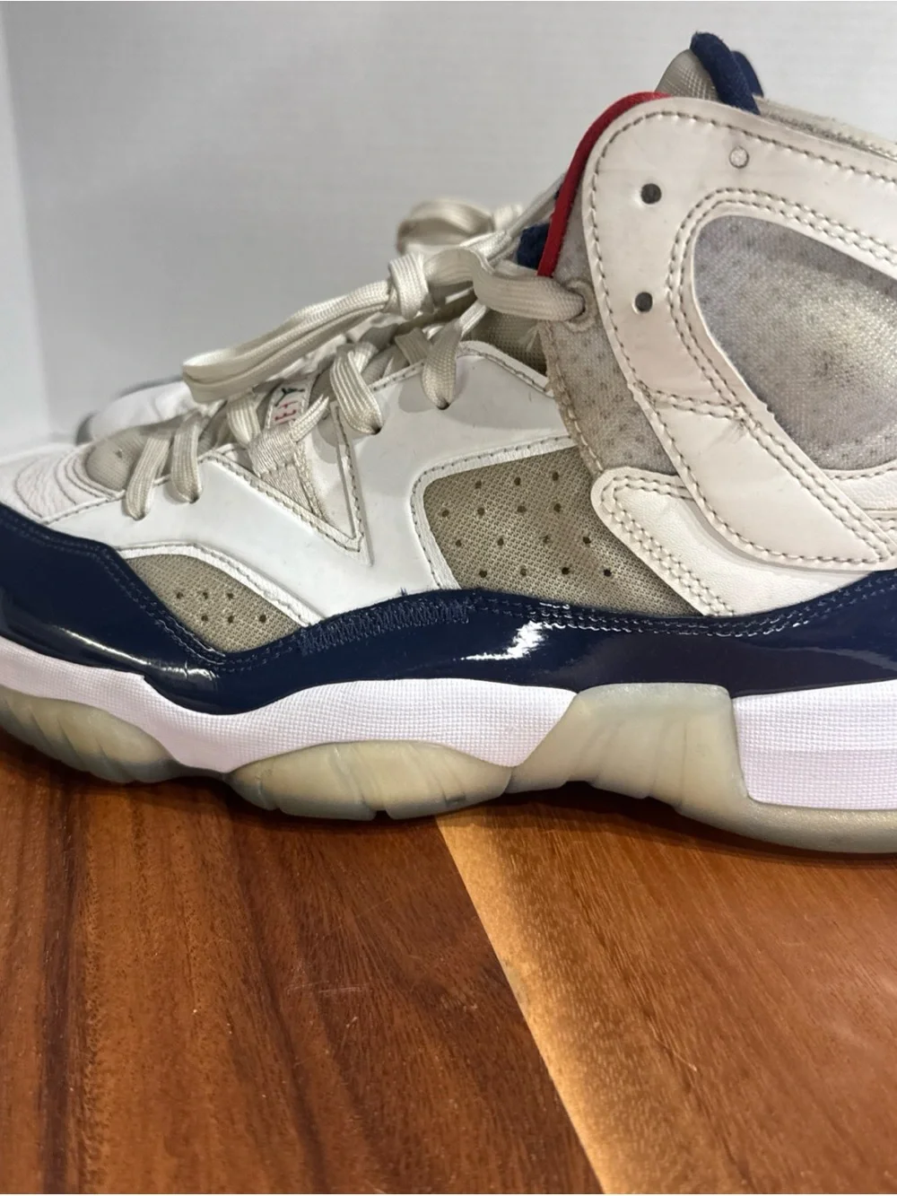 Nike Air Jordan Jumpman Two Trey USA White Navy Red DO1925-102 Men’s Size 10